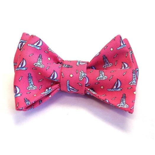 Vineyard Vines Bow Tie - Buffalo Lighthouse - Raspberry (25561)