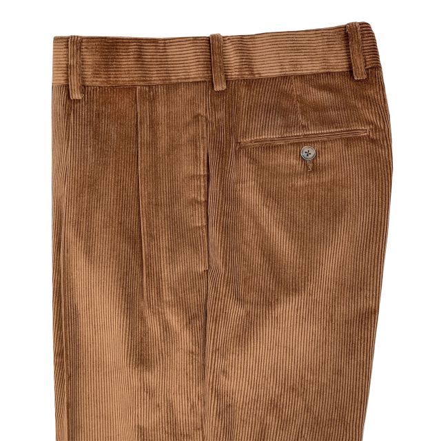 O'Connell's Pleated 10-Wale Corduroy Trouser - Mocha